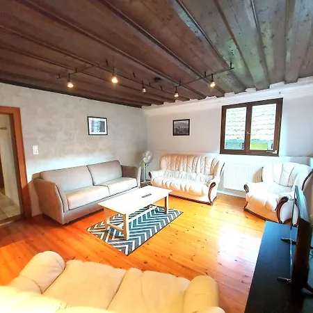 Typique Alsacien Maison Vigneronne 18e Siecle