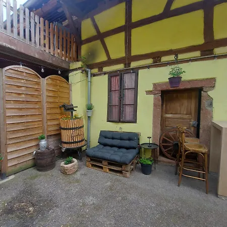 Lägenhet Typique Alsacien Maison Vigneronne 18e Siecle *